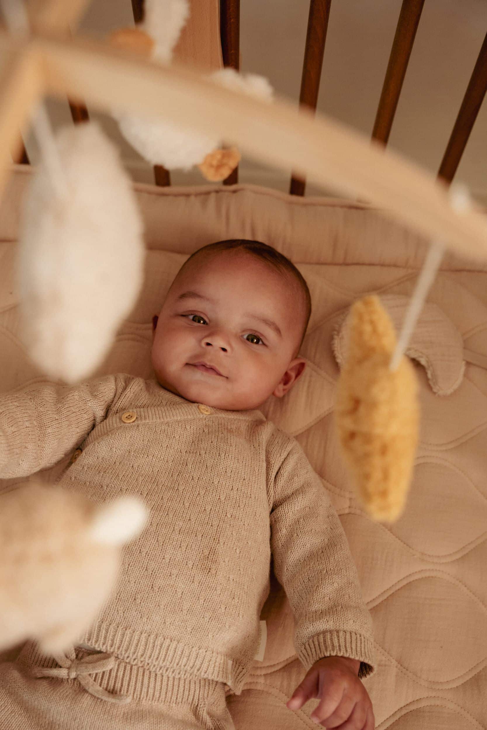 Mobile musical en bois FSC – Newborn – Image 3