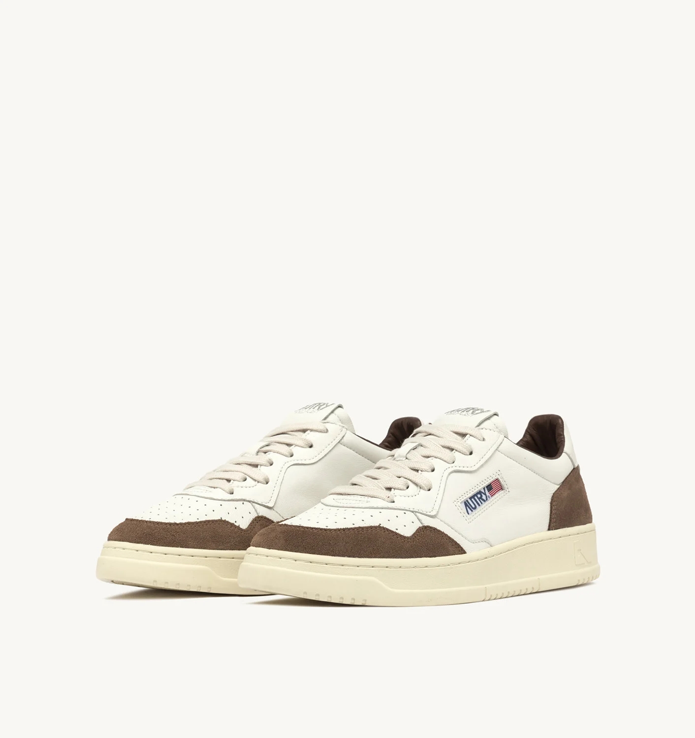 BASKETS MEDALIST LOW EN CUIR ET DAIM BLANC ET MARRON CLAIR AUTRY – Image 3