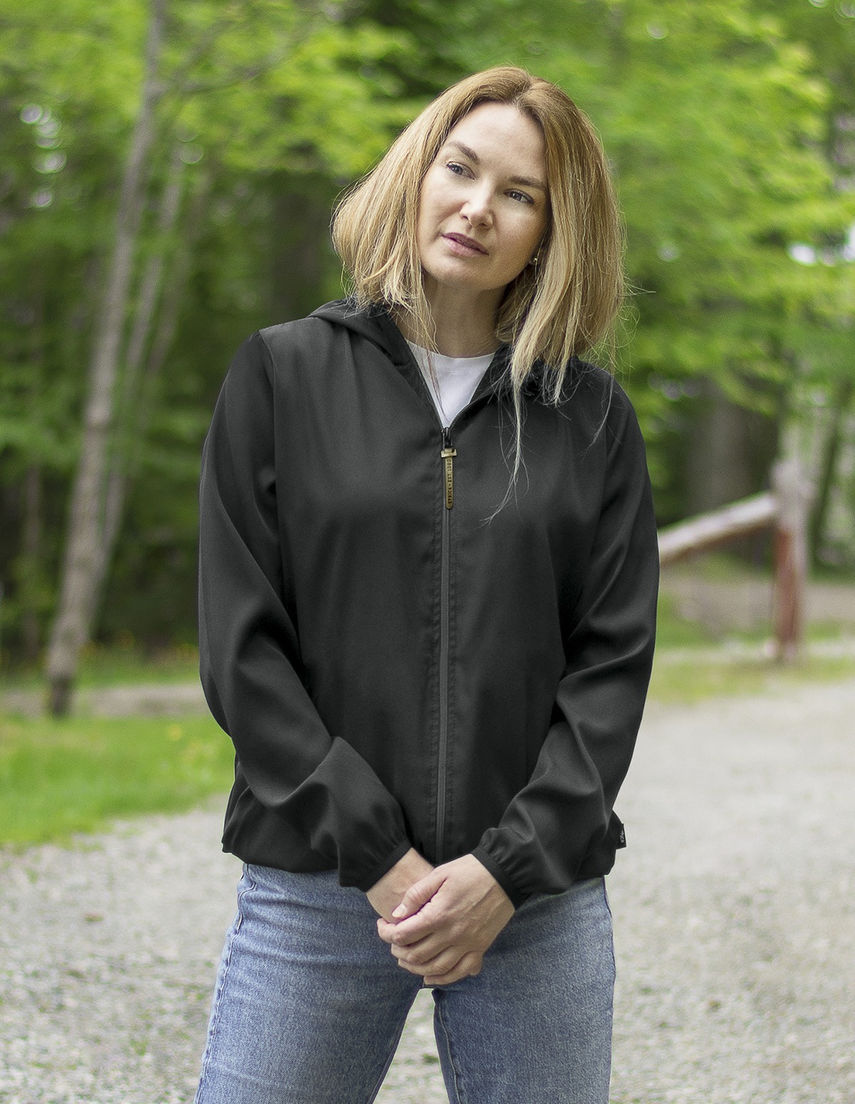 100L04W – Manteau à capuchon coupe-vent – femme